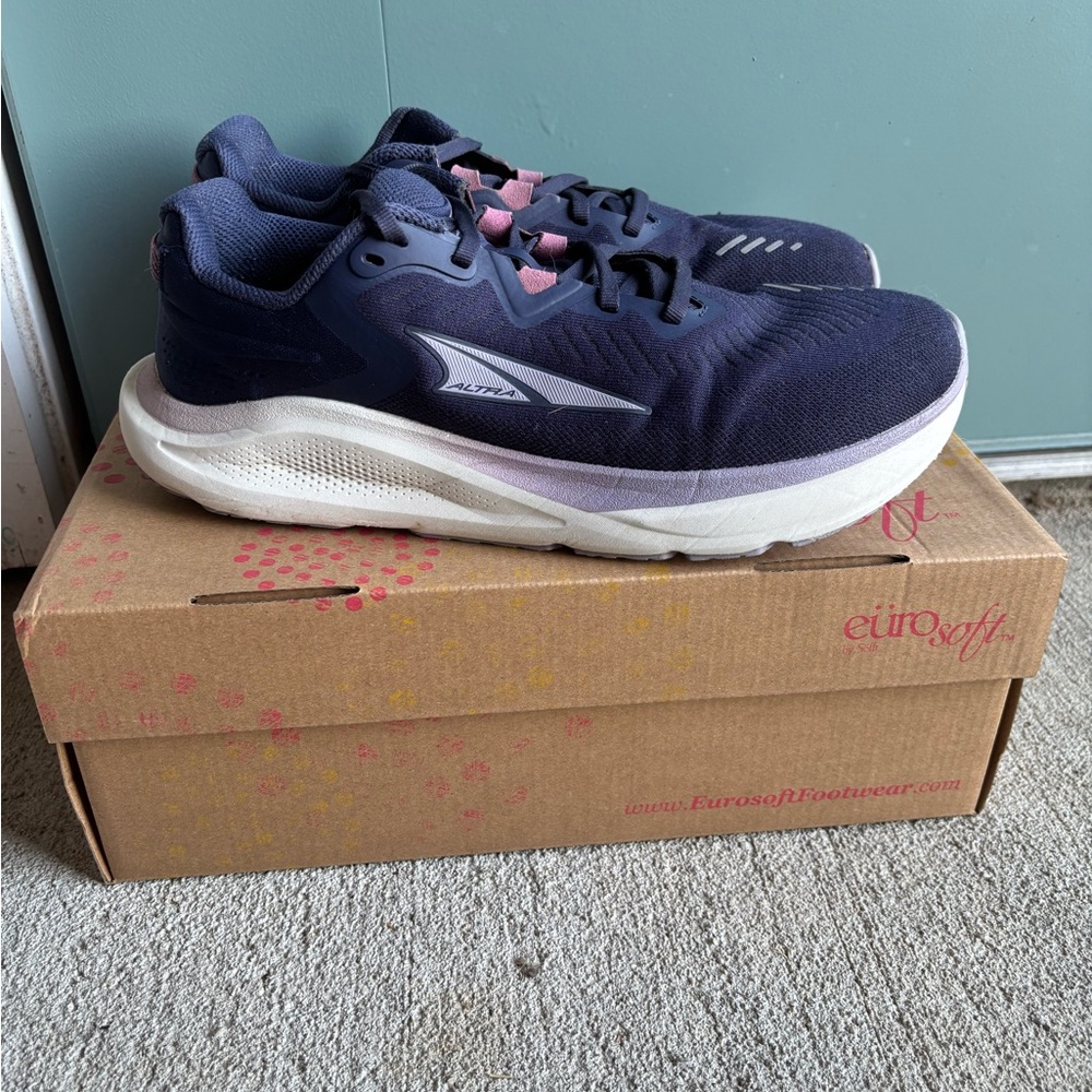 Altra Paradigm ego max with guide rail technology Running Shoes